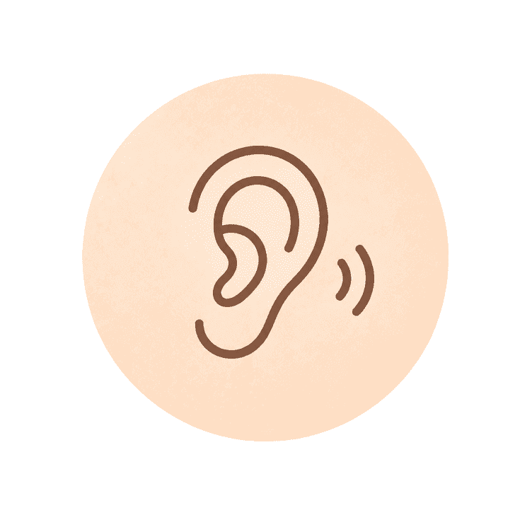 Oreille symbolisant l’écoute attentive et la compréhension des besoins physiques et émotionnels lors d’un massage bien-être à domicile